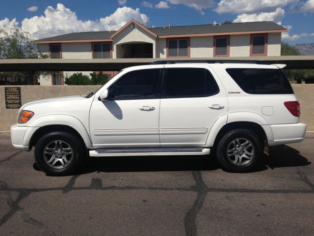 Toyota Sequoia SLT 25 SUV