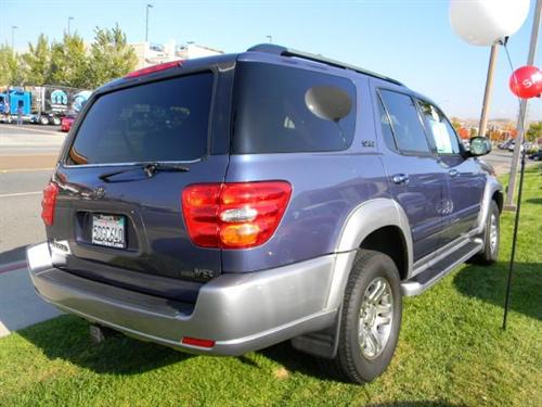 Toyota Sequoia 2003 photo 3