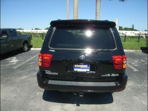 Toyota Sequoia 2003 photo 5