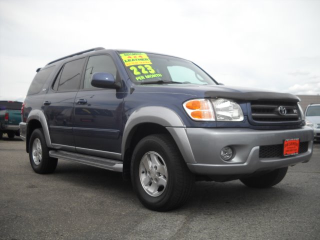 Toyota Sequoia 2003 photo 3