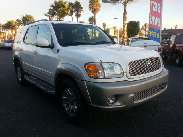 Toyota Sequoia 2004 photo 4