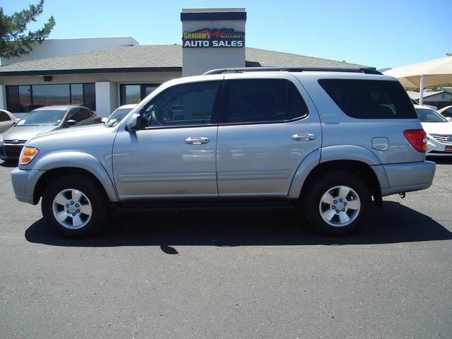 Toyota Sequoia 2004 photo 10