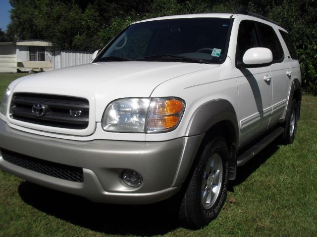 Toyota Sequoia 2004 photo 4