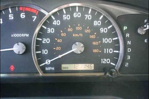 Toyota Sequoia 2005 photo 2