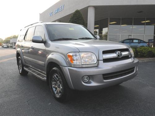 Toyota Sequoia 2005 photo 1