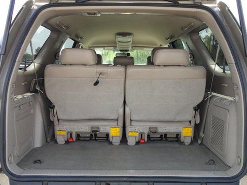 Toyota Sequoia 2005 photo 4