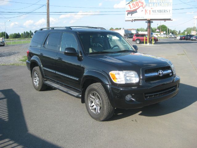 Toyota Sequoia 2005 photo 6