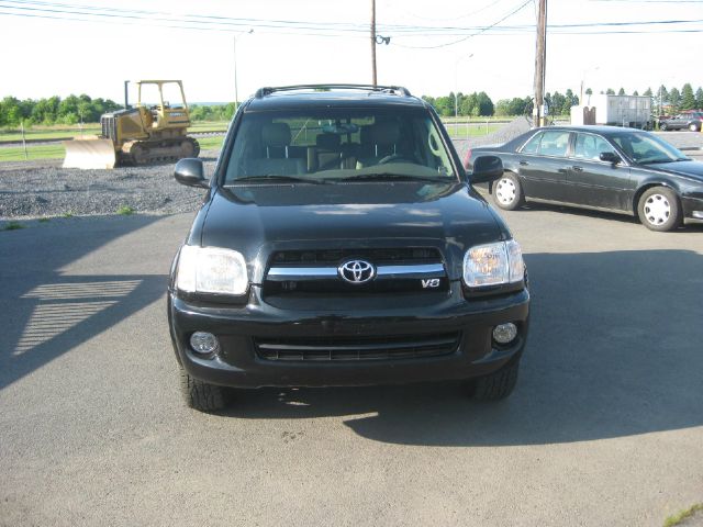 Toyota Sequoia 2005 photo 7