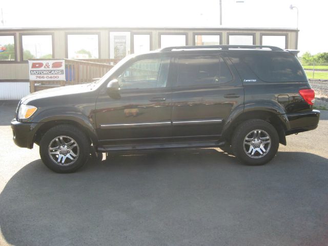 Toyota Sequoia 2005 photo 8
