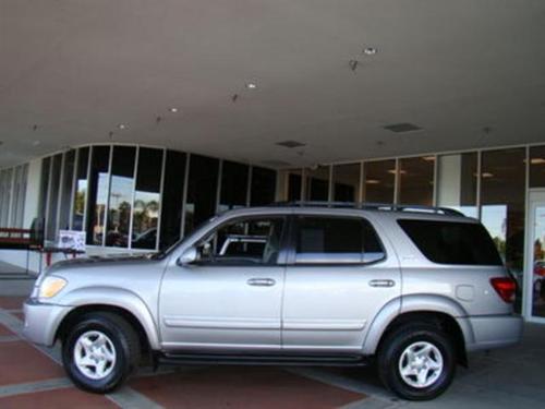 Toyota Sequoia 2005 photo 1