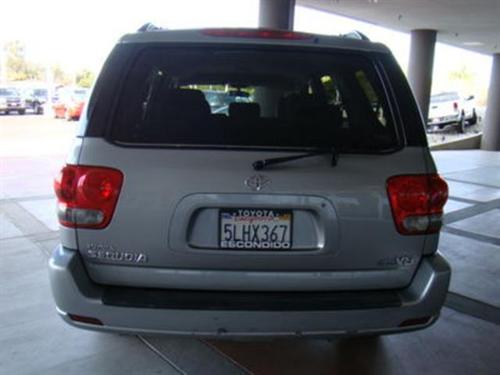 Toyota Sequoia 2005 photo 3