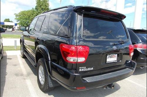 Toyota Sequoia 2005 photo 3
