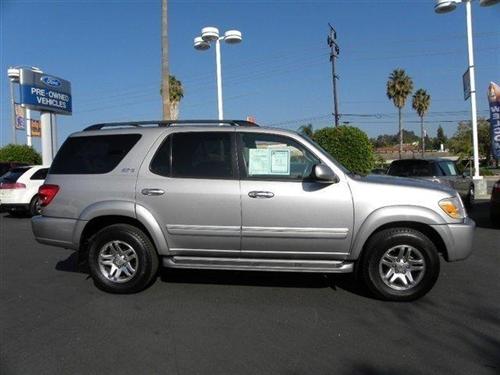 Toyota Sequoia 2005 photo 1