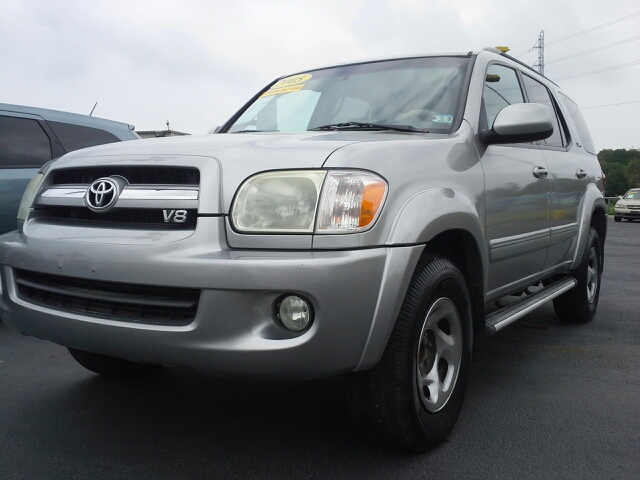 Toyota Sequoia 2005 photo 4