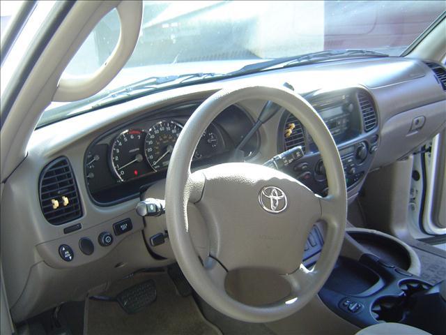Toyota Sequoia 2005 photo 5