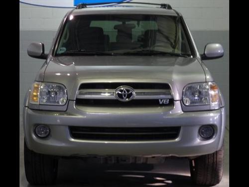Toyota Sequoia 2006 photo 2