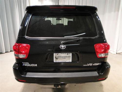 Toyota Sequoia 2006 photo 4
