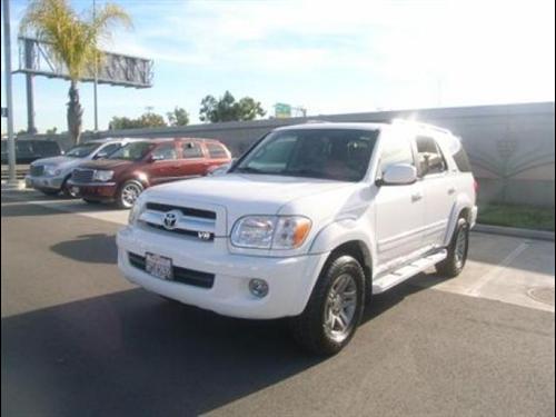 Toyota Sequoia 2006 photo 2