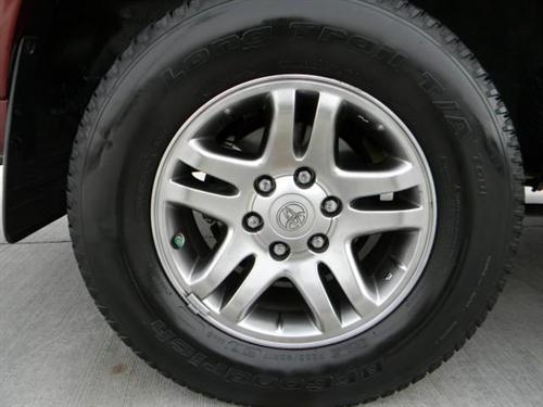 Toyota Sequoia 2006 photo 2