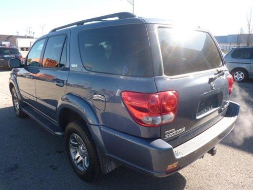Toyota Sequoia 2006 photo 2