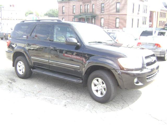 Toyota Sequoia 2006 photo 1