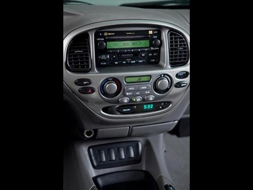 Toyota Sequoia 2006 photo 5