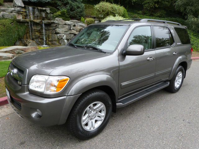 Toyota Sequoia 2006 photo 3