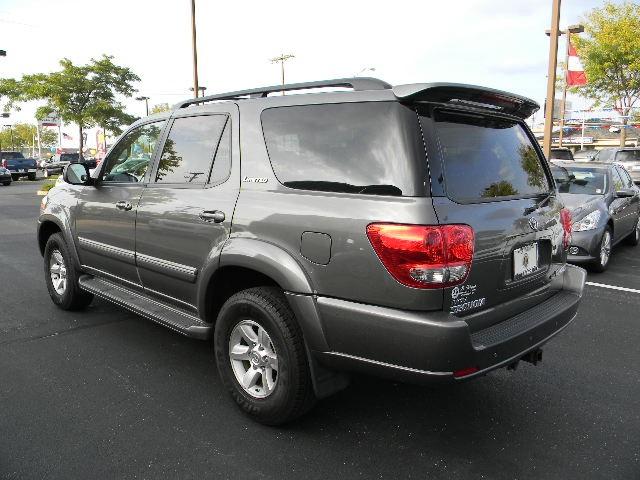 Toyota Sequoia 2006 photo 5