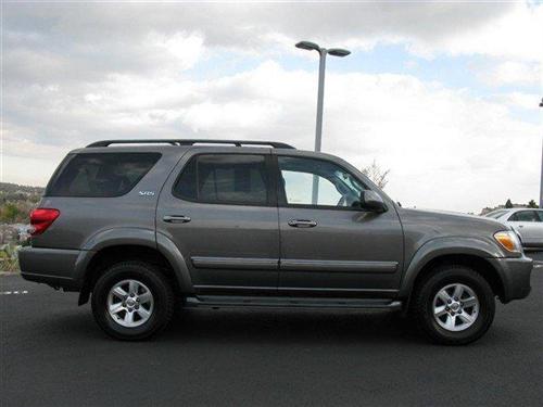 Toyota Sequoia 2006 photo 1