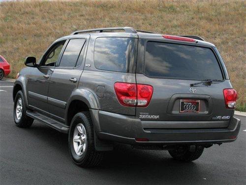 Toyota Sequoia 2006 photo 4