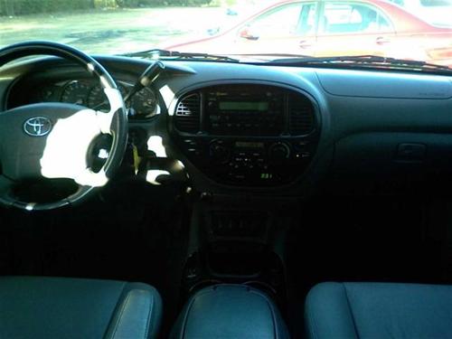 Toyota Sequoia 2006 photo 4
