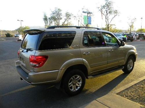 Toyota Sequoia 2006 photo 4