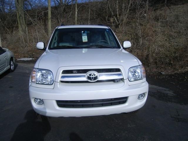 Toyota Sequoia 2006 photo 1