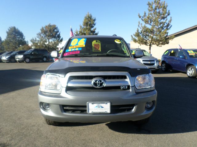 Toyota Sequoia 2006 photo 4