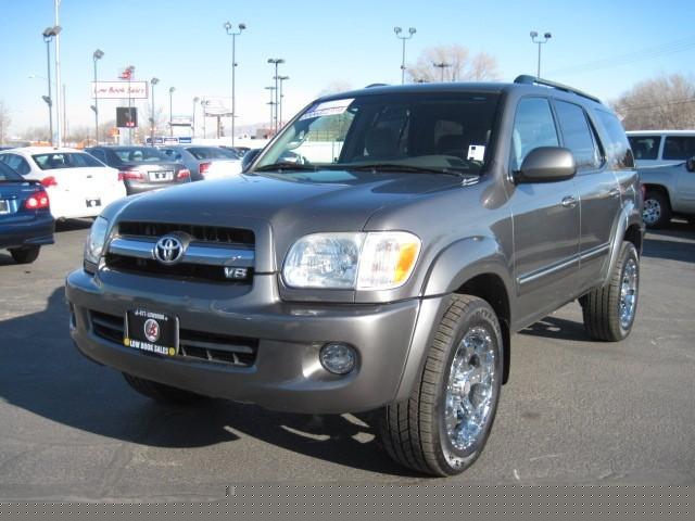 Toyota Sequoia 2006 photo 1