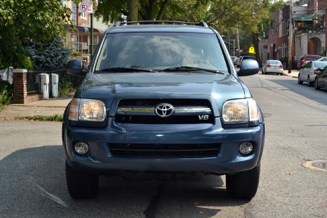 Toyota Sequoia 2006 photo 3
