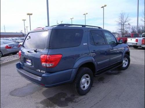 Toyota Sequoia 2006 photo 4