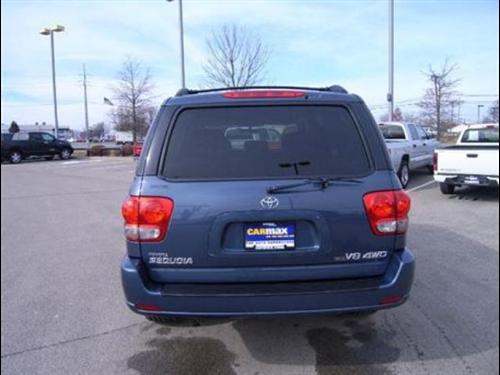 Toyota Sequoia 2006 photo 5