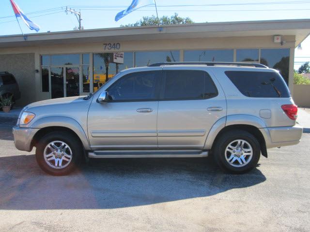 Toyota Sequoia 2007 photo 5