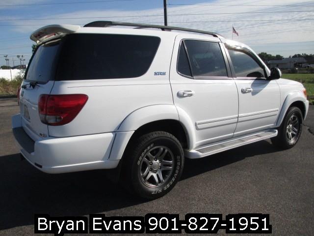Toyota Sequoia 2007 photo 2