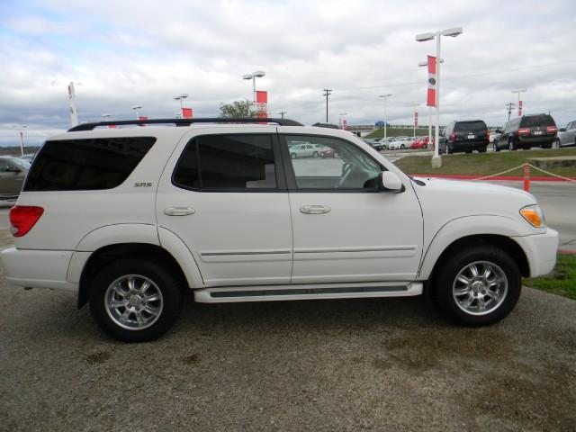 Toyota Sequoia 2007 photo 4