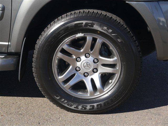 Toyota Sequoia 2007 photo 2