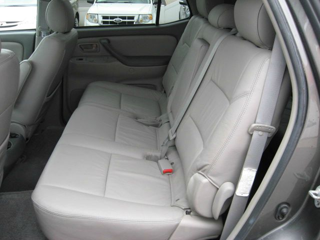 Toyota Sequoia 2007 photo 1