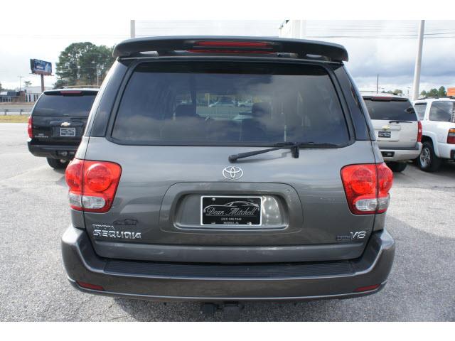 Toyota Sequoia 2007 photo 3