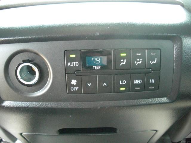 Toyota Sequoia 2008 photo 3