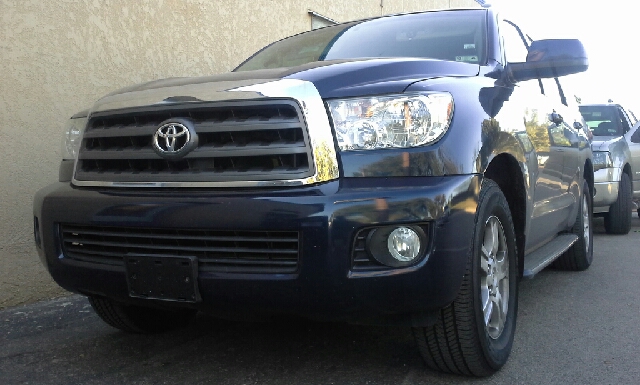 Toyota Sequoia 2008 photo 1