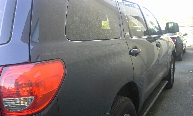 Toyota Sequoia 2008 photo 3