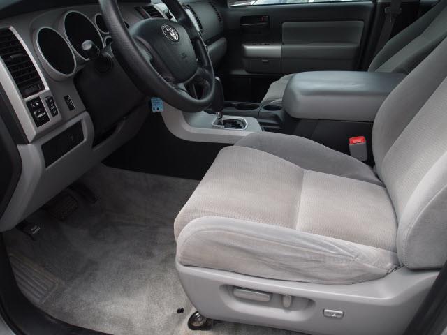 Toyota Sequoia 2008 photo 3