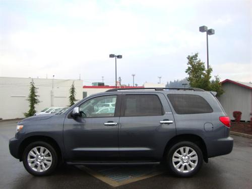 Toyota Sequoia 2010 photo 1