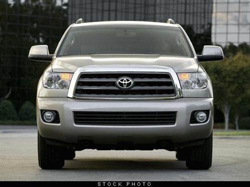 Toyota Sequoia 2010 photo 1